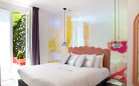 Glam'S Hotel